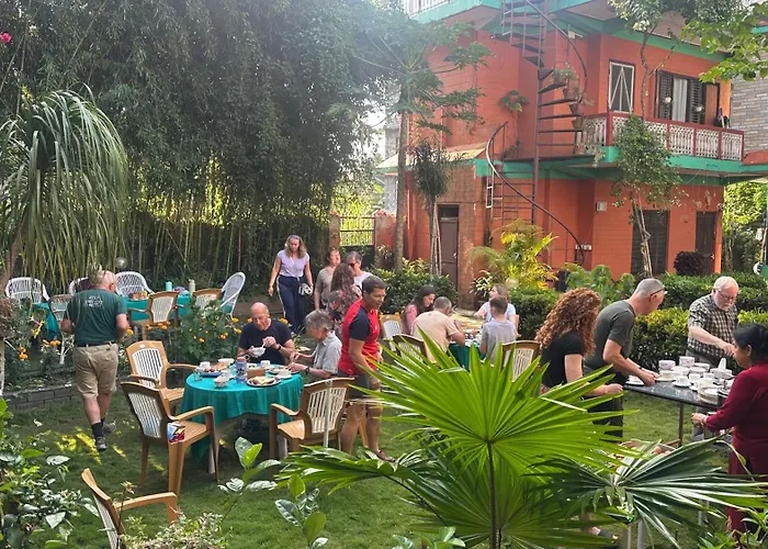 New Pokhara Lodge - Pokhara Lakeside